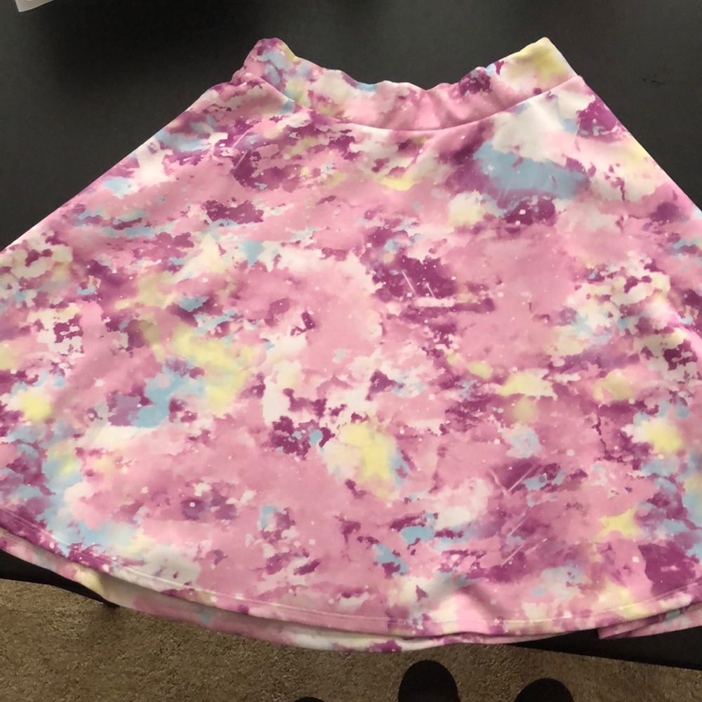 Pastel galaxy hot topic skater skirt!